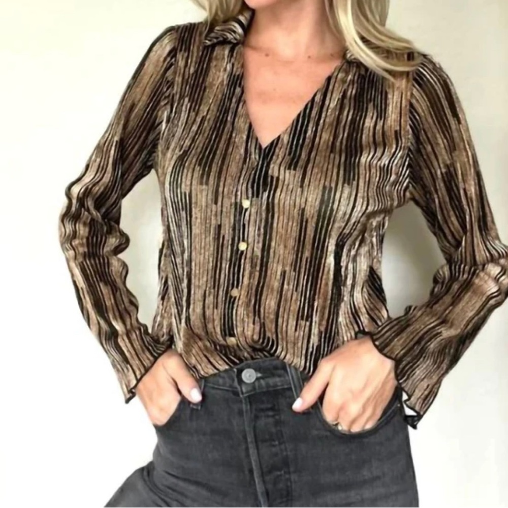 NWT Six-fifty button down gold shimmer top